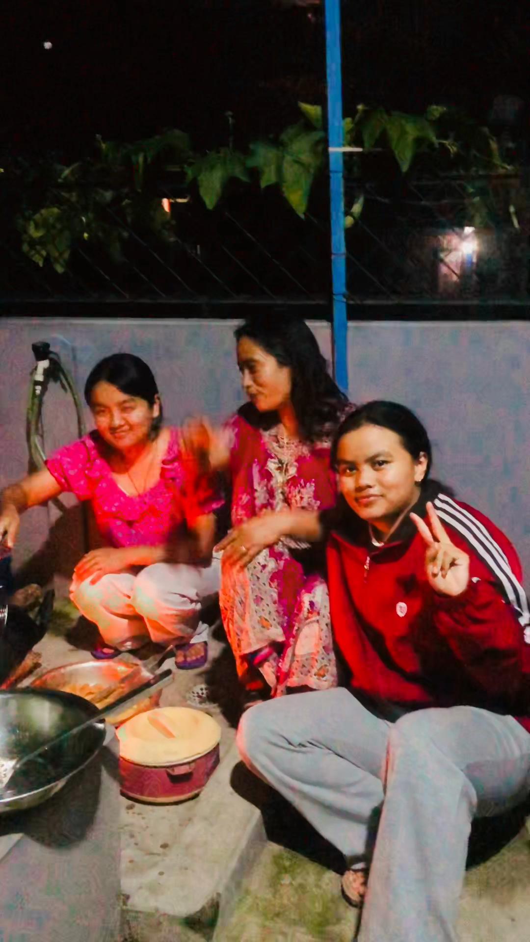 @Sangita grg 6798