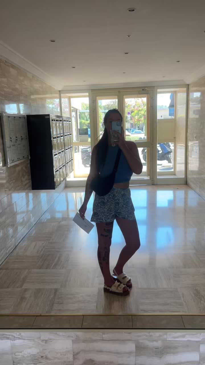 @LILI ☀️