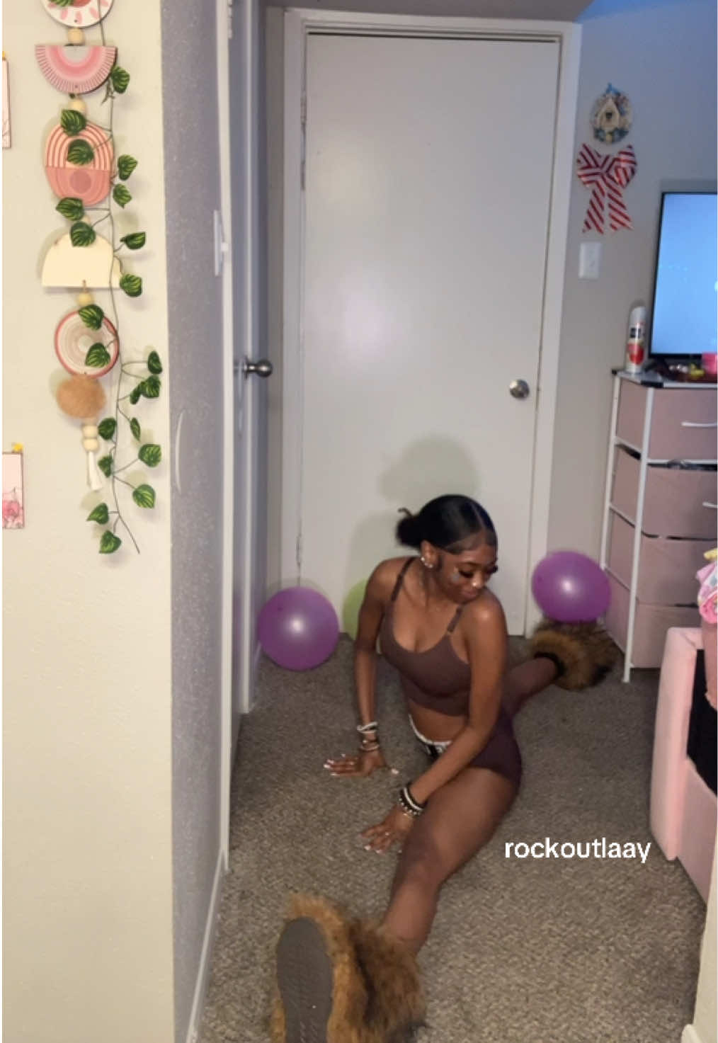 @rockoutlaay