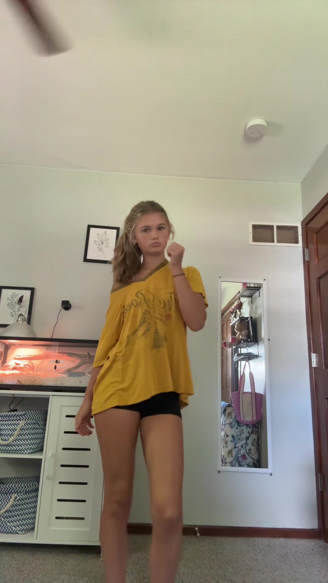@Secretdih🤫 🥱🤷♀️🙆♀️