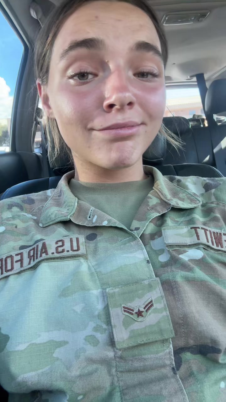 @adrianadewitt29