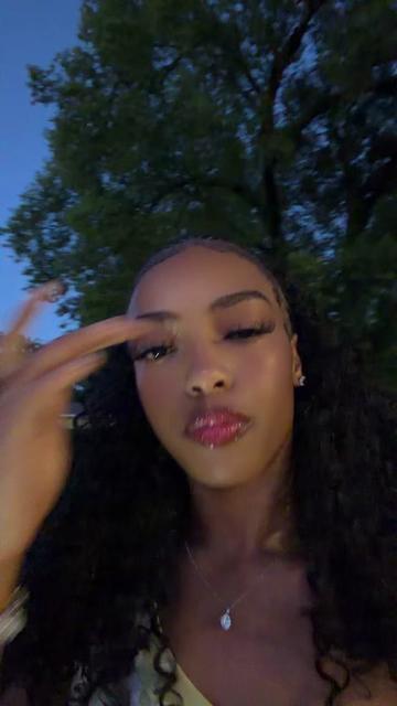 @theereallasiaa__