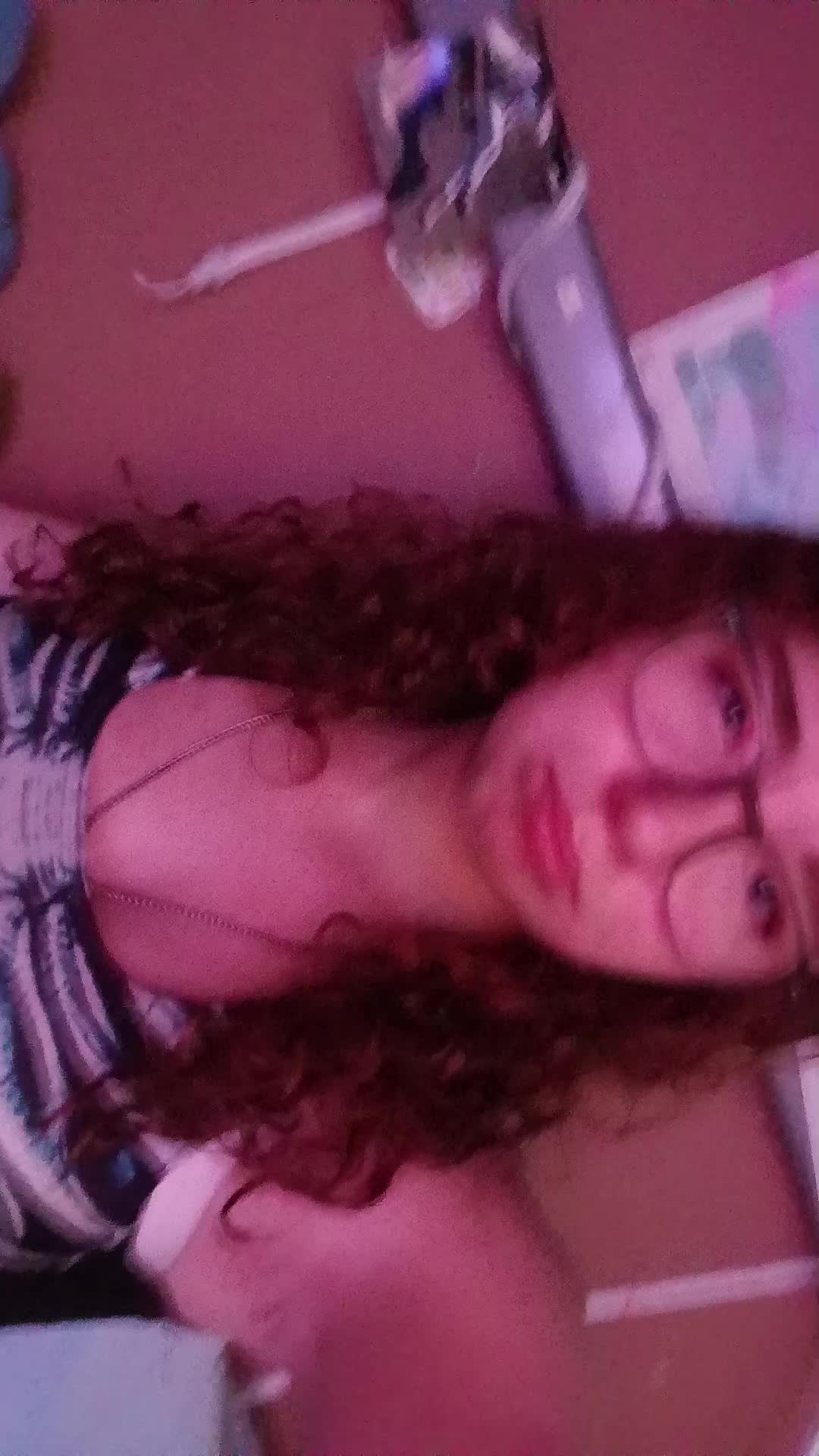 @🙈