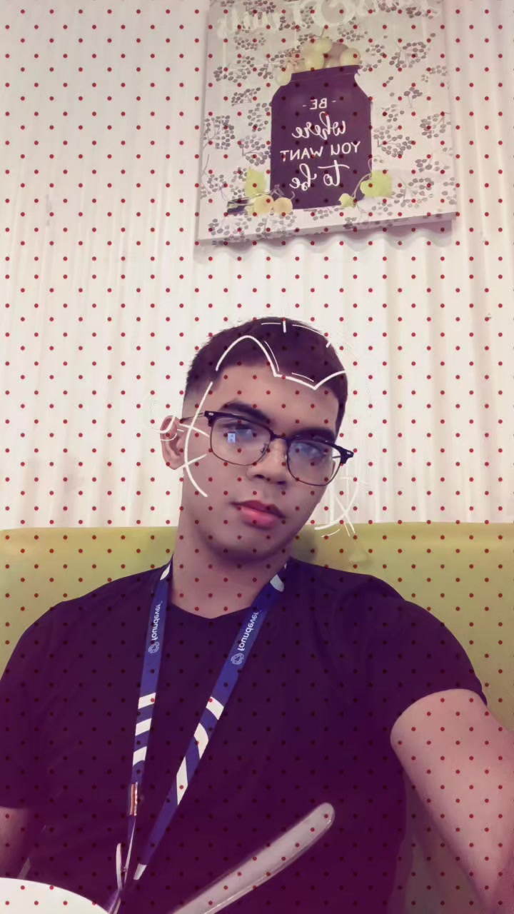 @charlies. ꕤ 。˚⋆