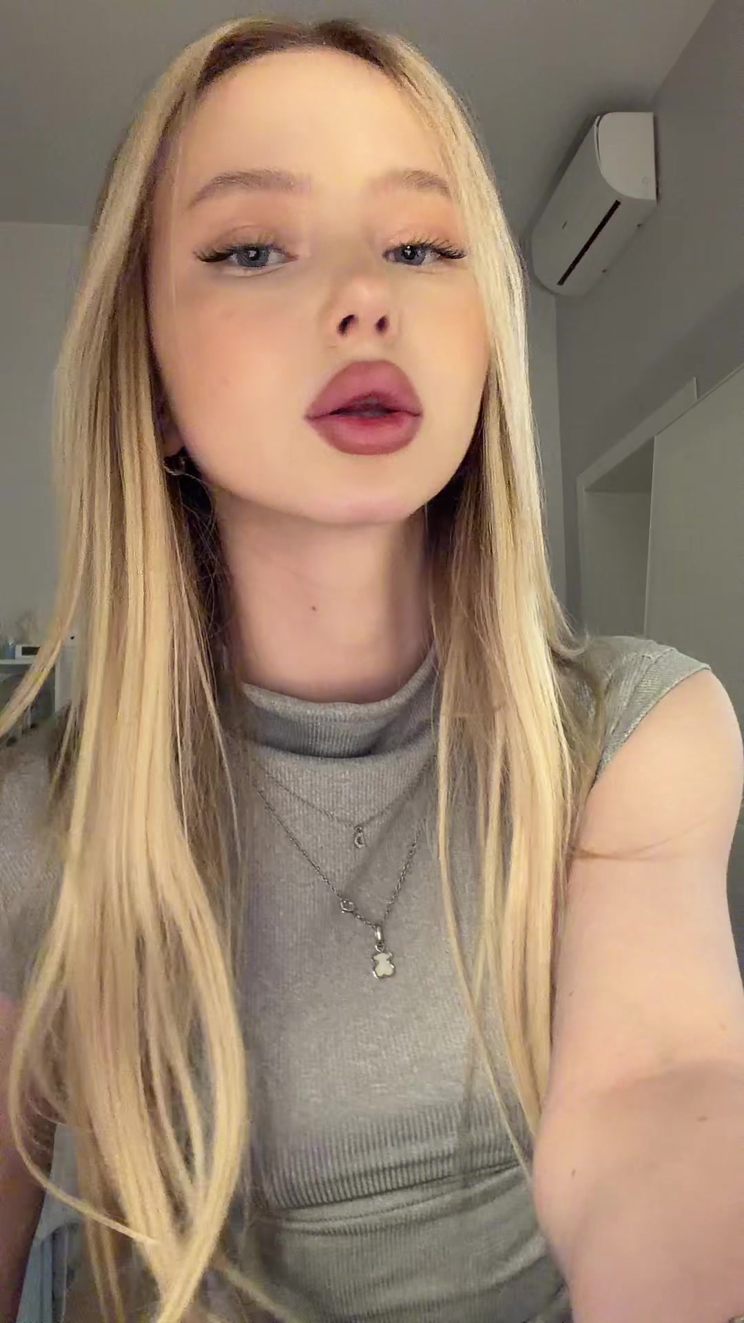 @дашуляя