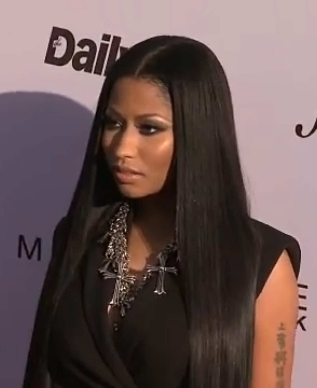 @BARBZ FENDI