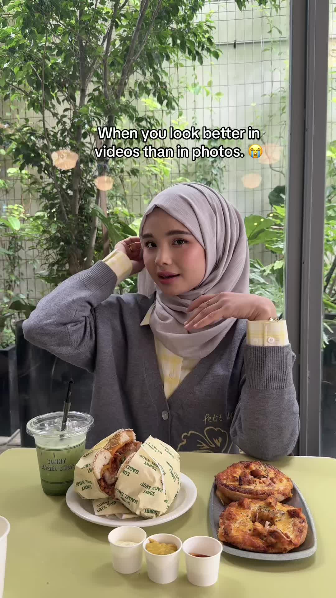 @Farahelia