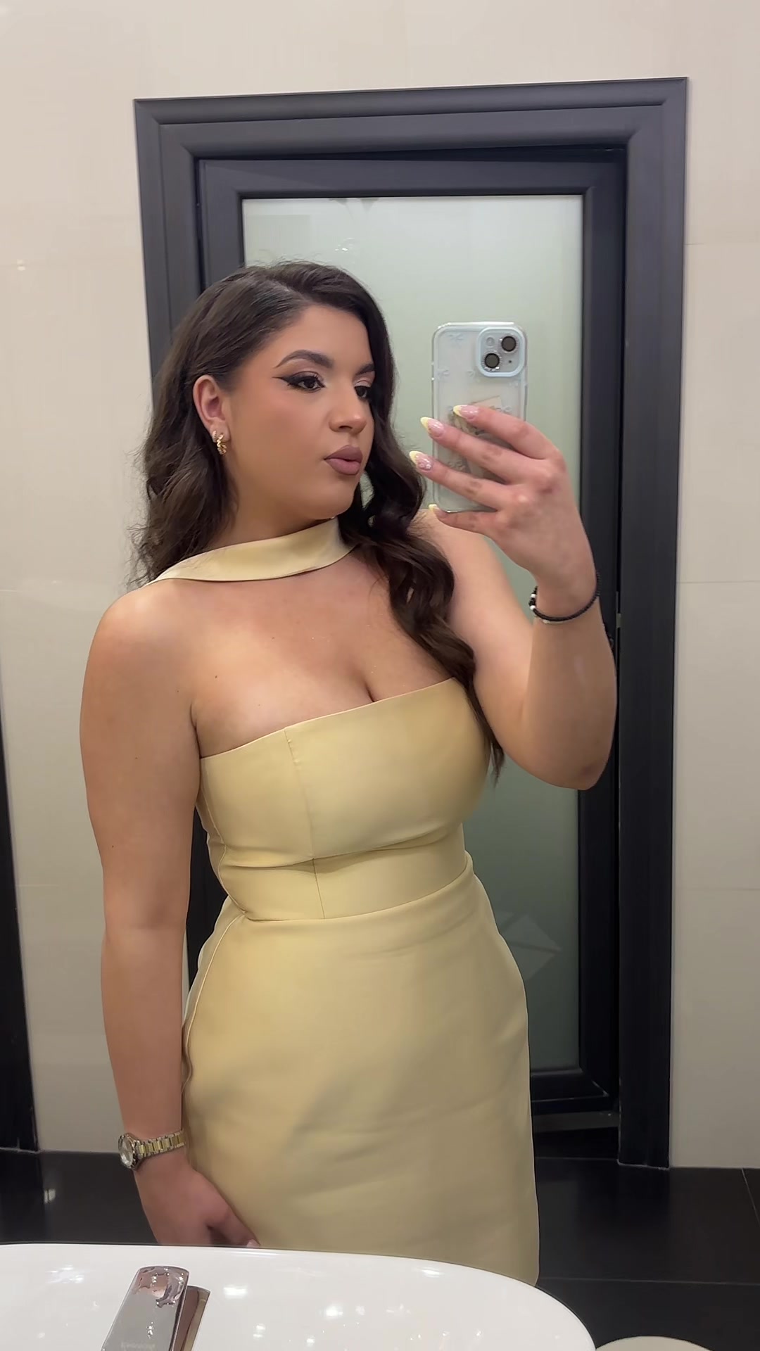 @Александра