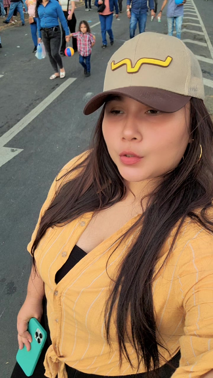 @heyleen🍒