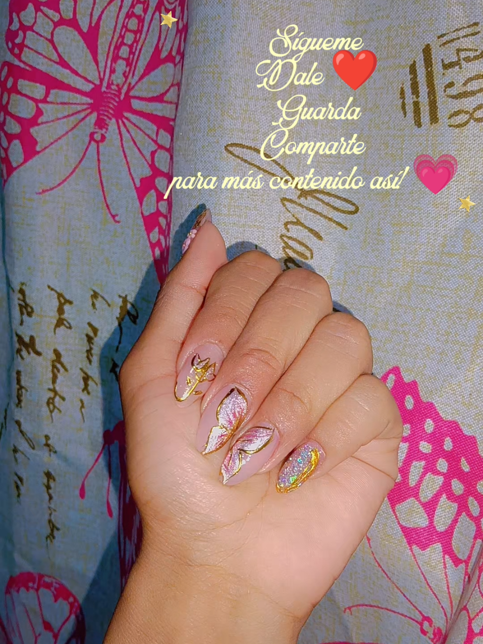 @𝓜𝓲𝓼𝓱𝓮𝓵 𝓼𝓬🎀