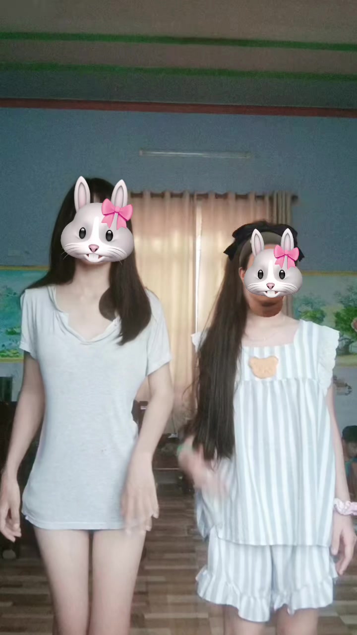 @Xuuu 🧟