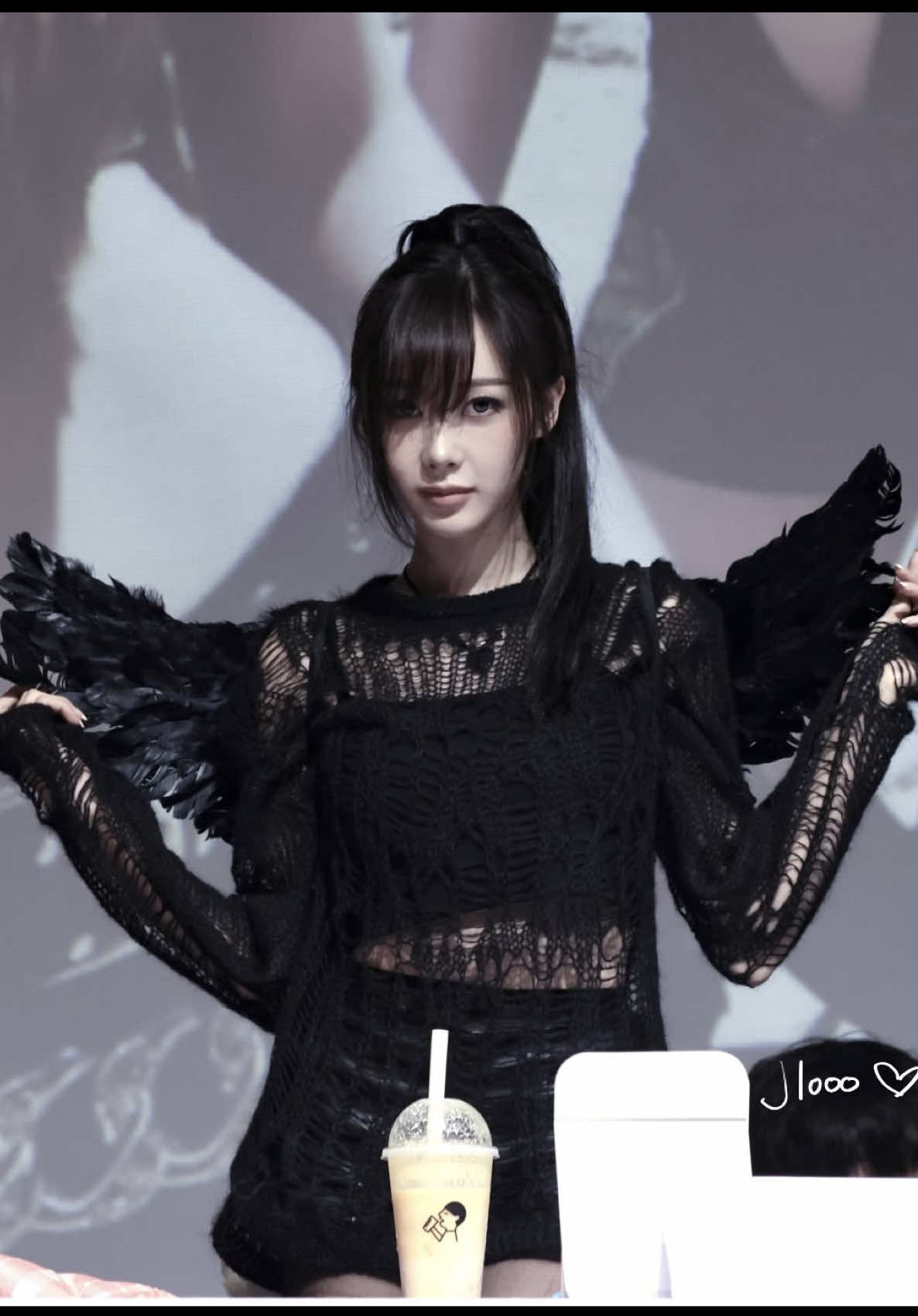 @𝒶𝓃𝑔𝑒𝓁 🦇
