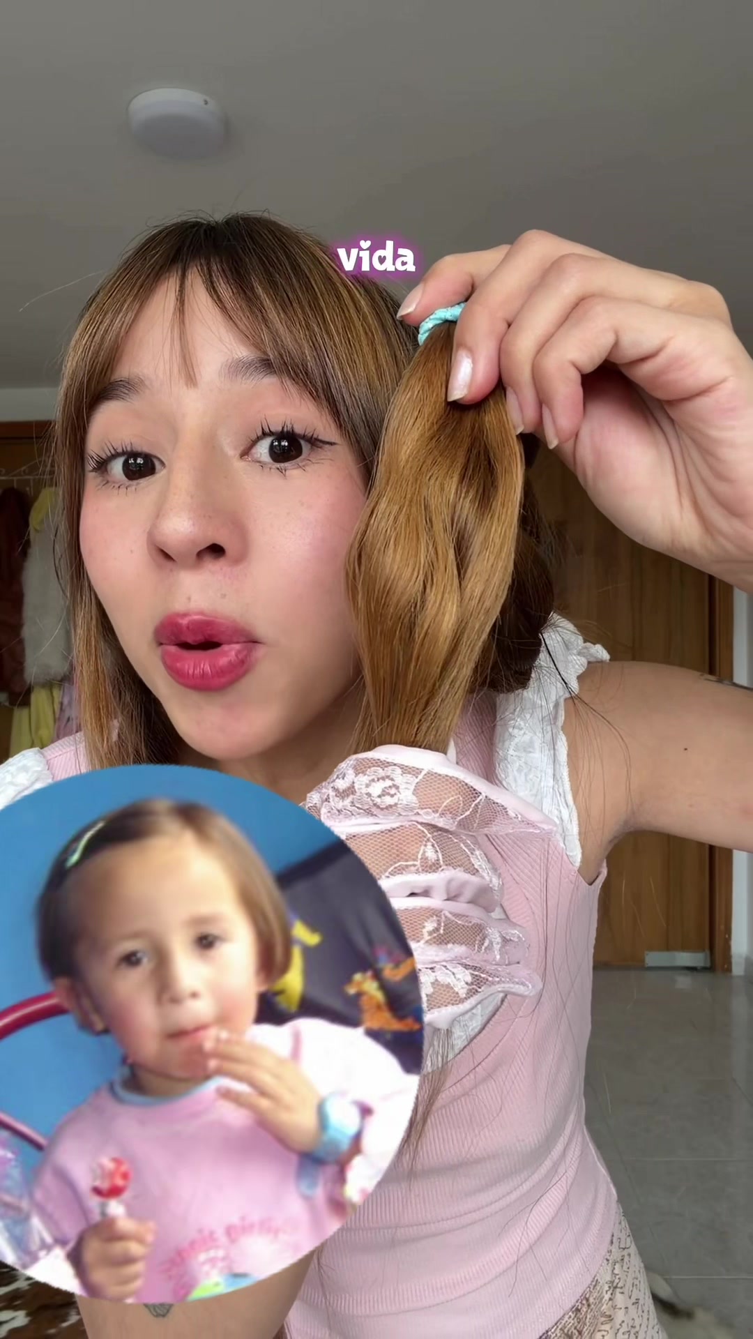 @Emily León