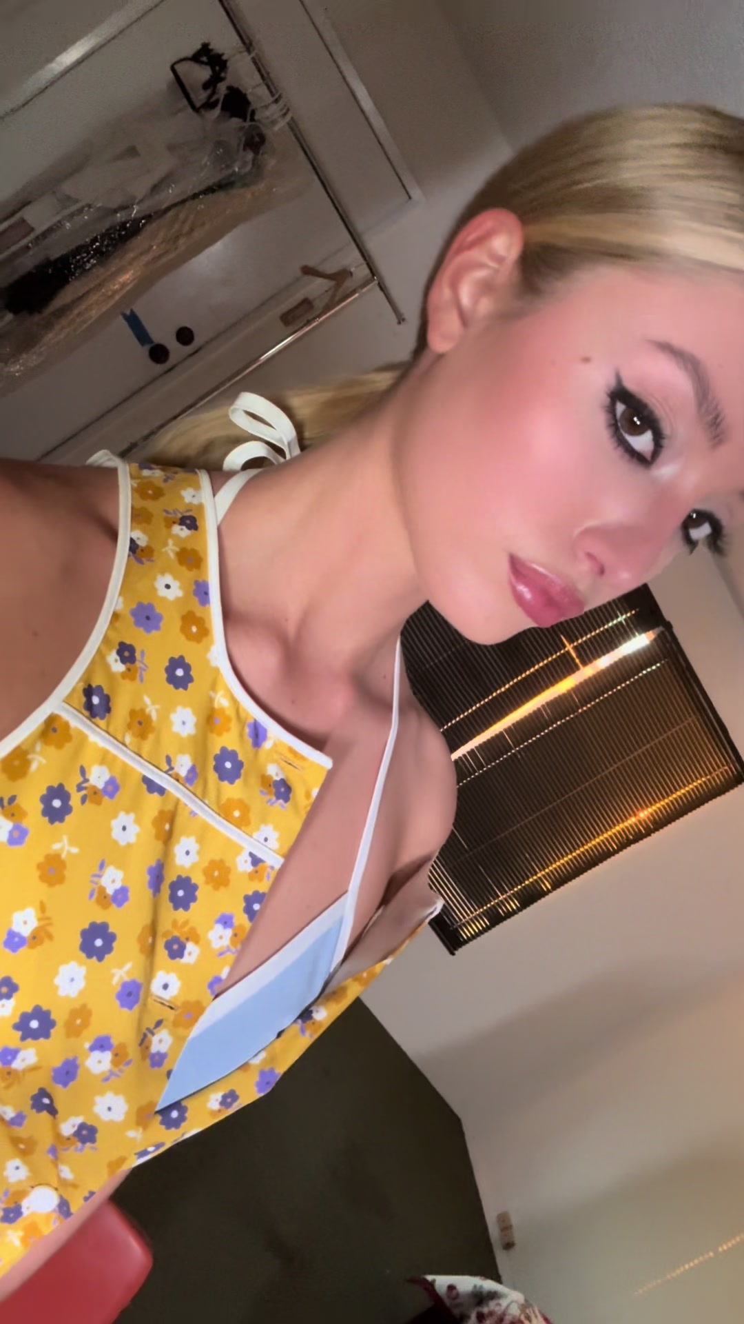 @bella