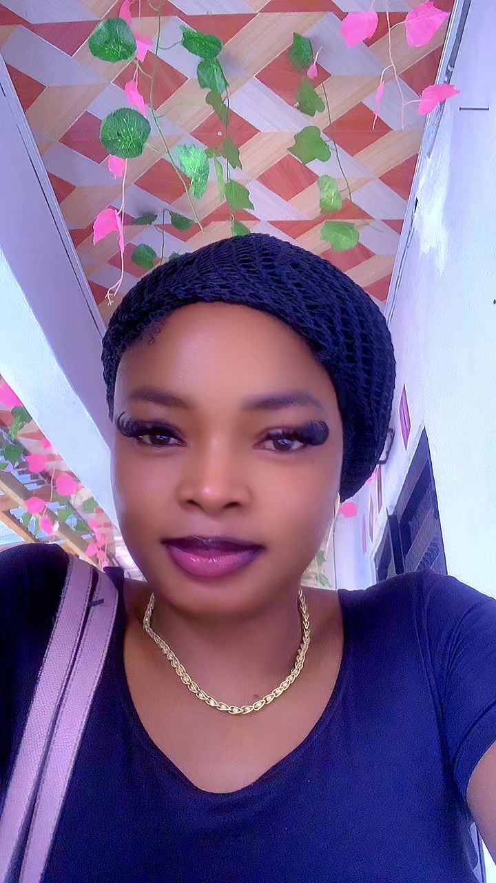 @chizzyiyke fashion designer