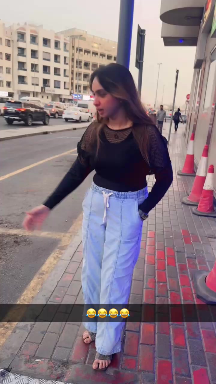 @Ayesha khan