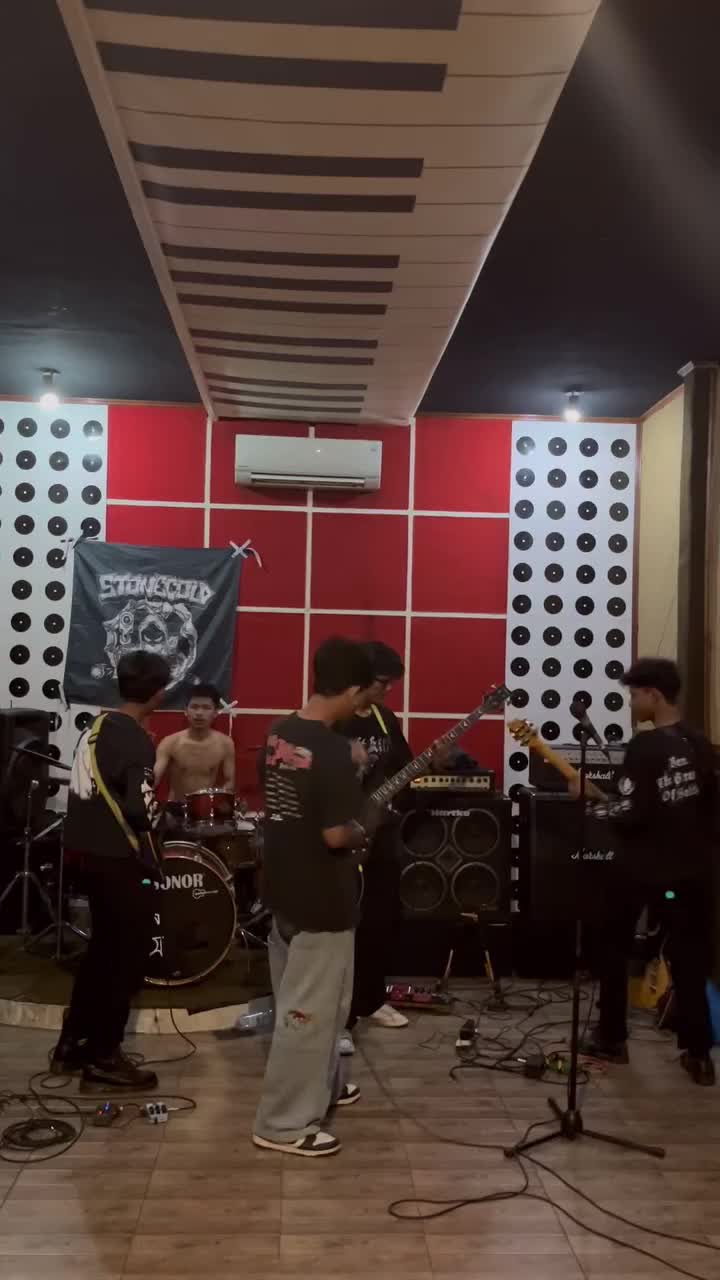 @rutinidead