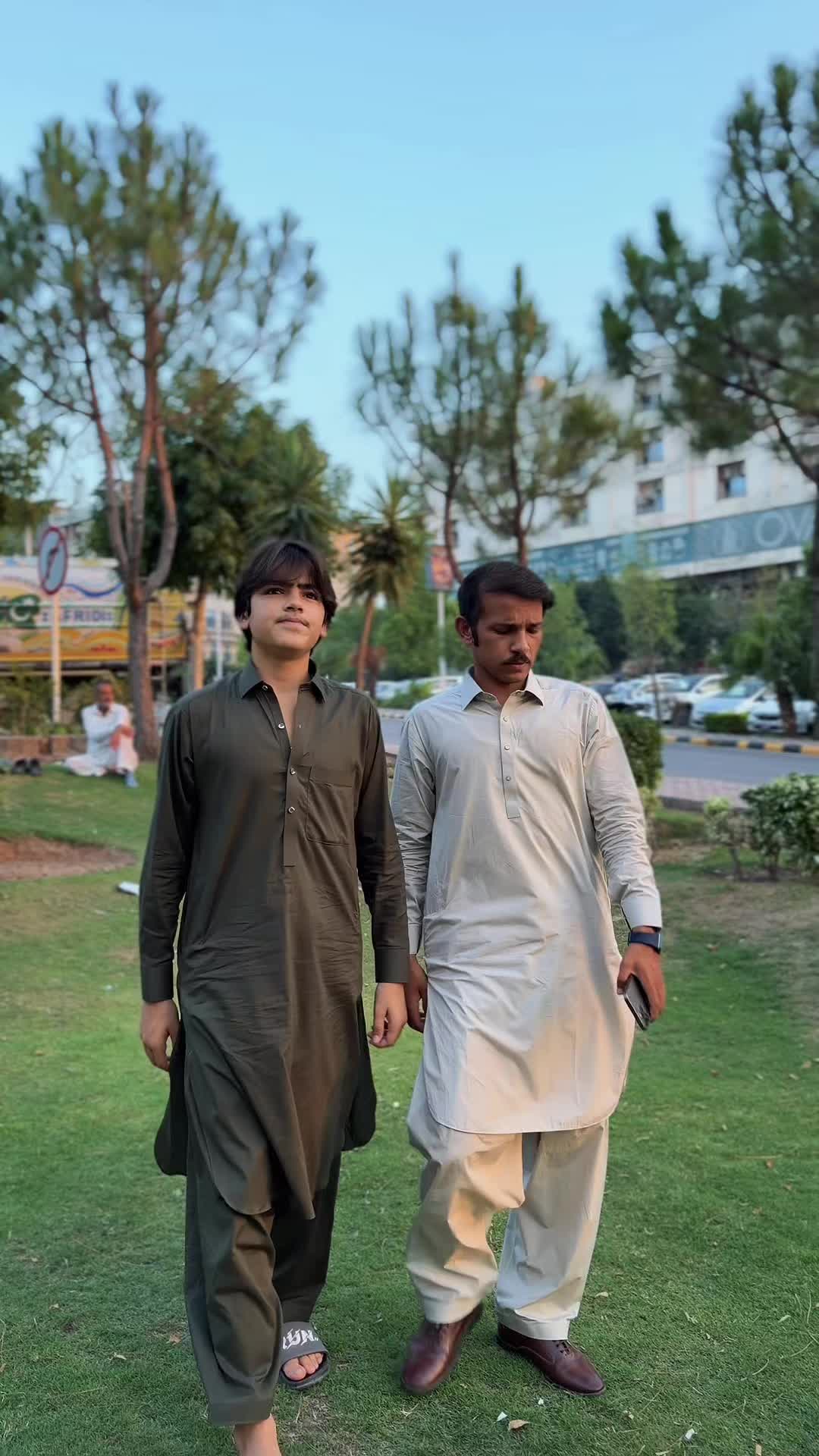 @Azaz Pathan (Pro Max)