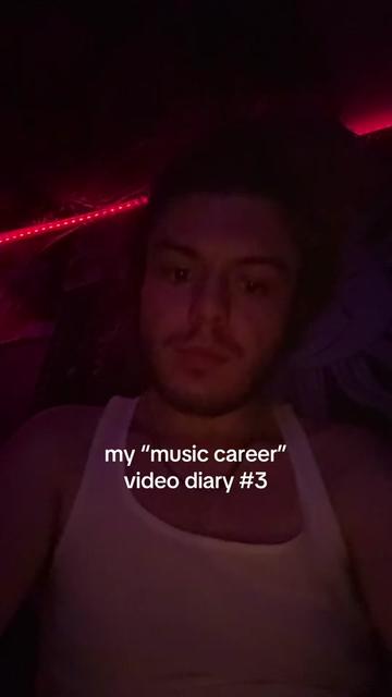 @lilhomofr