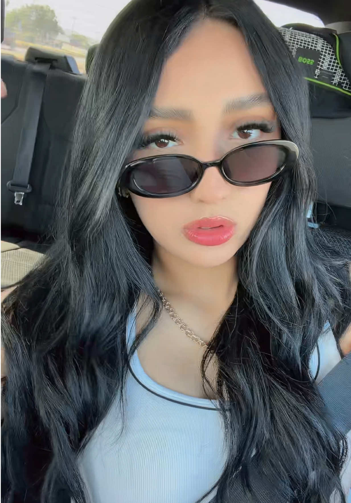 @yanelyzavala
