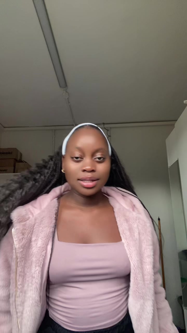 @Tsaki Mbombi🦋