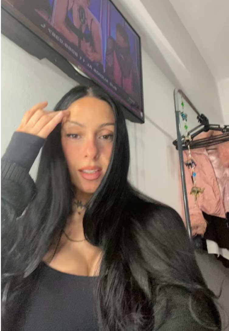 @vaneswaggy