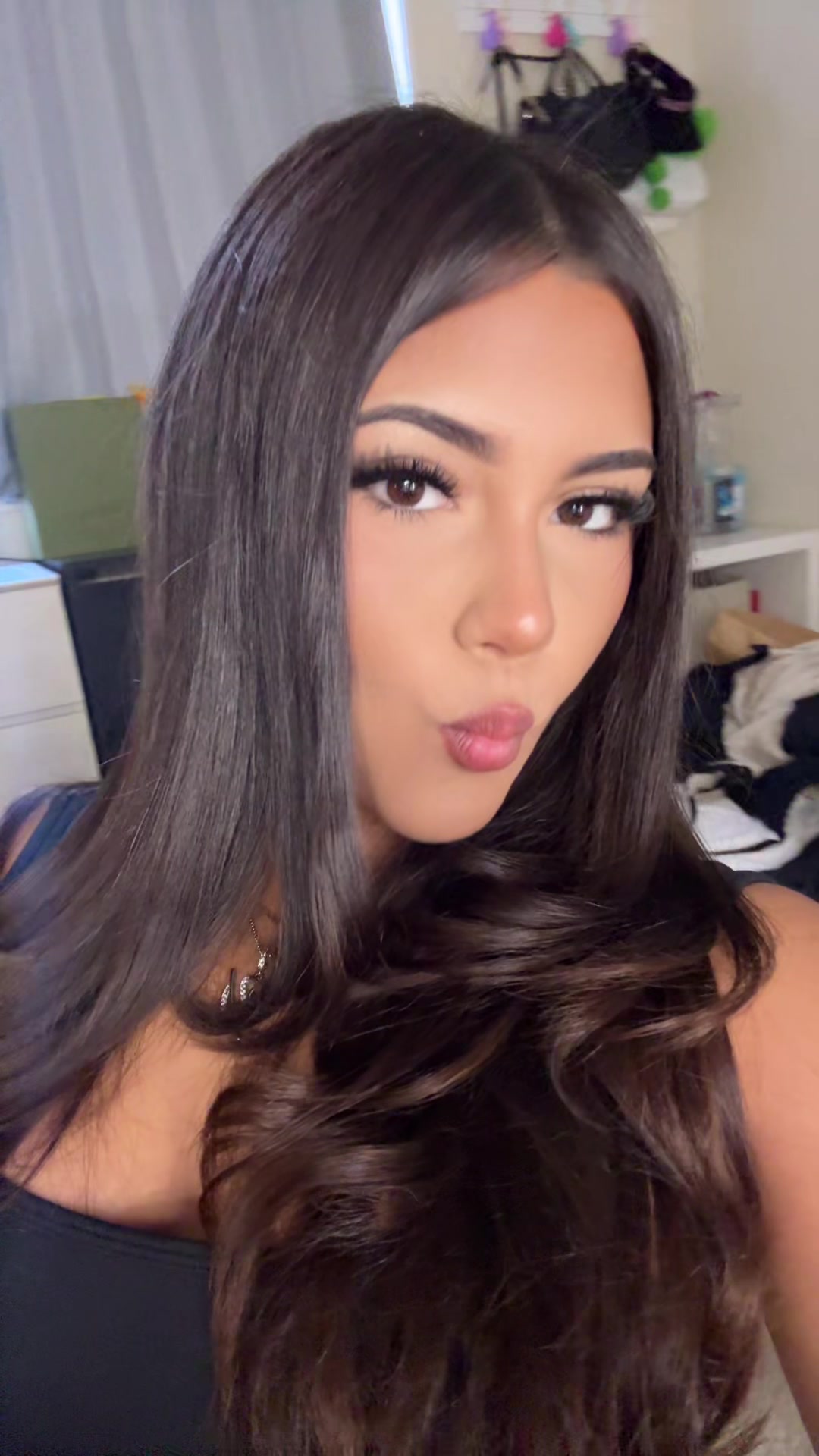 @whoisyasmeen