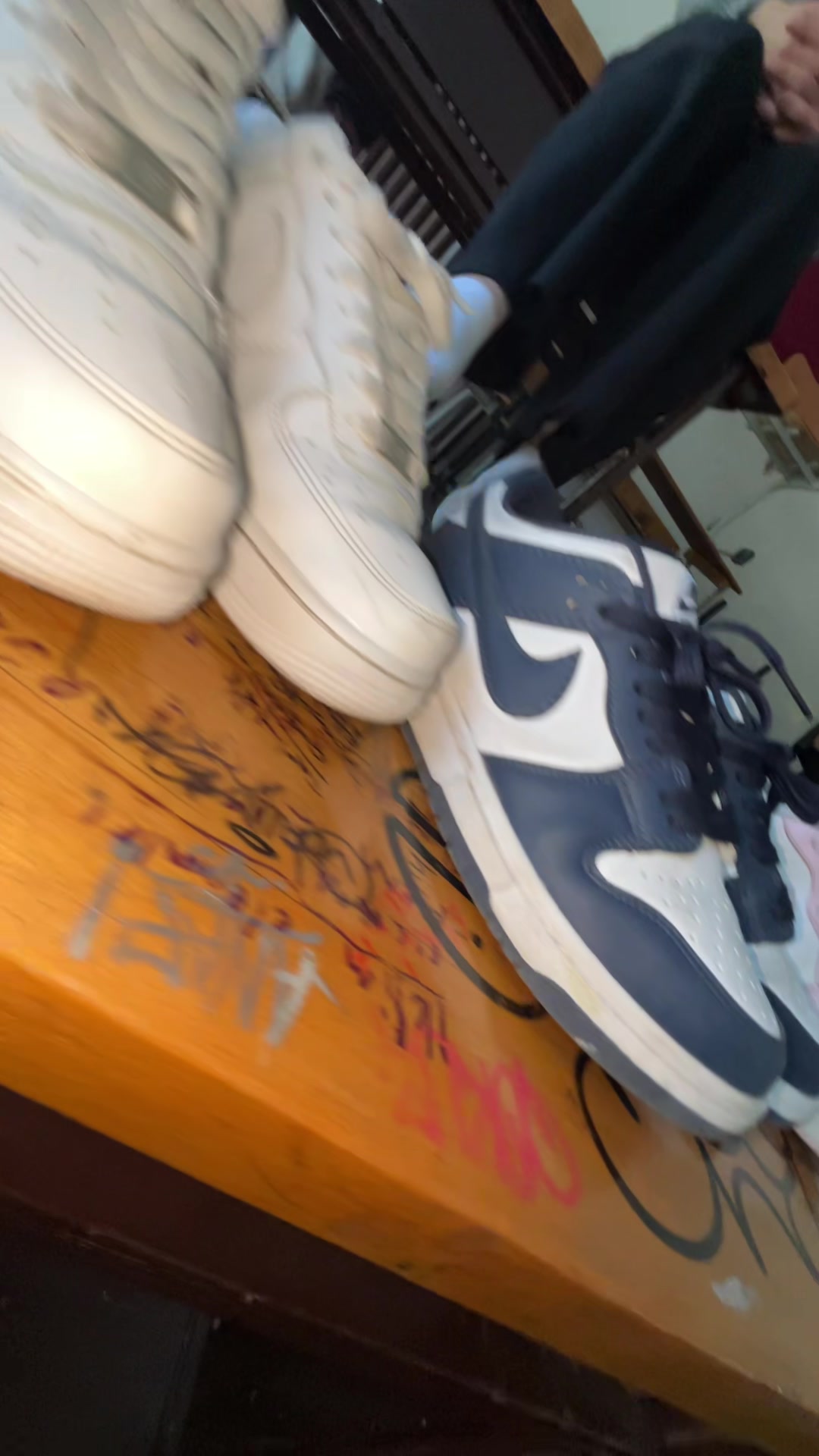 @11/E