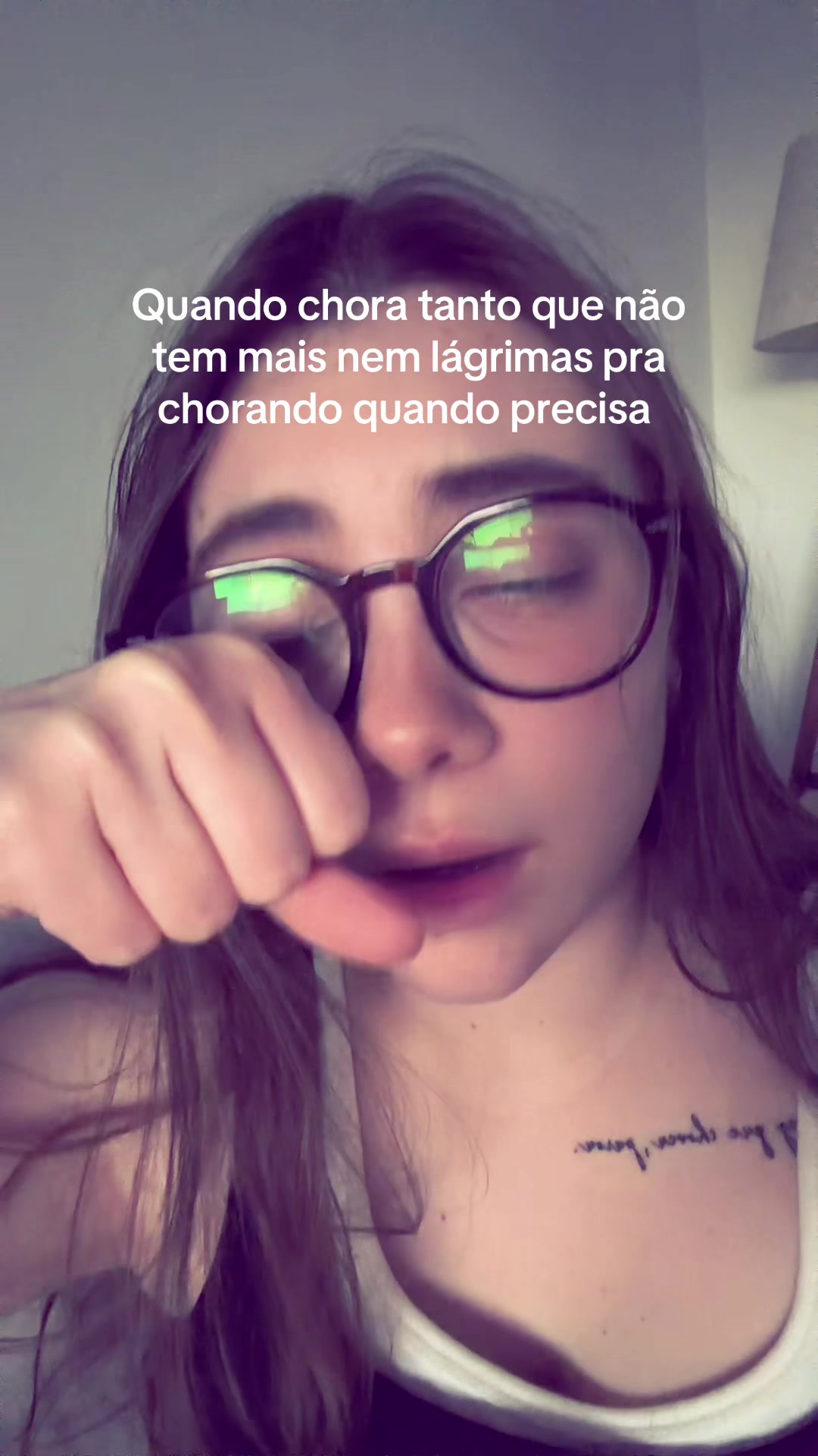 @Haylla Ina&ecirc;