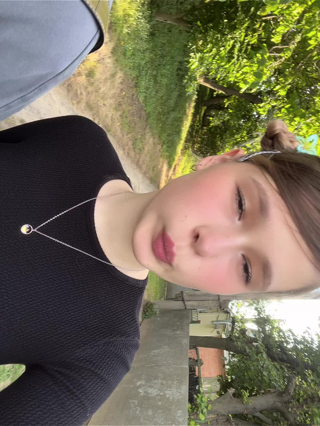 @Флора