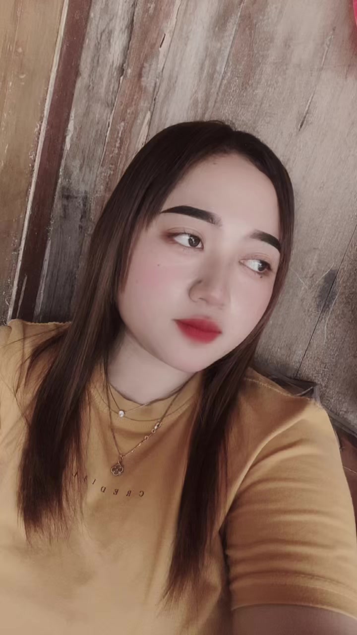 @YESICA FEBRIANA ✨