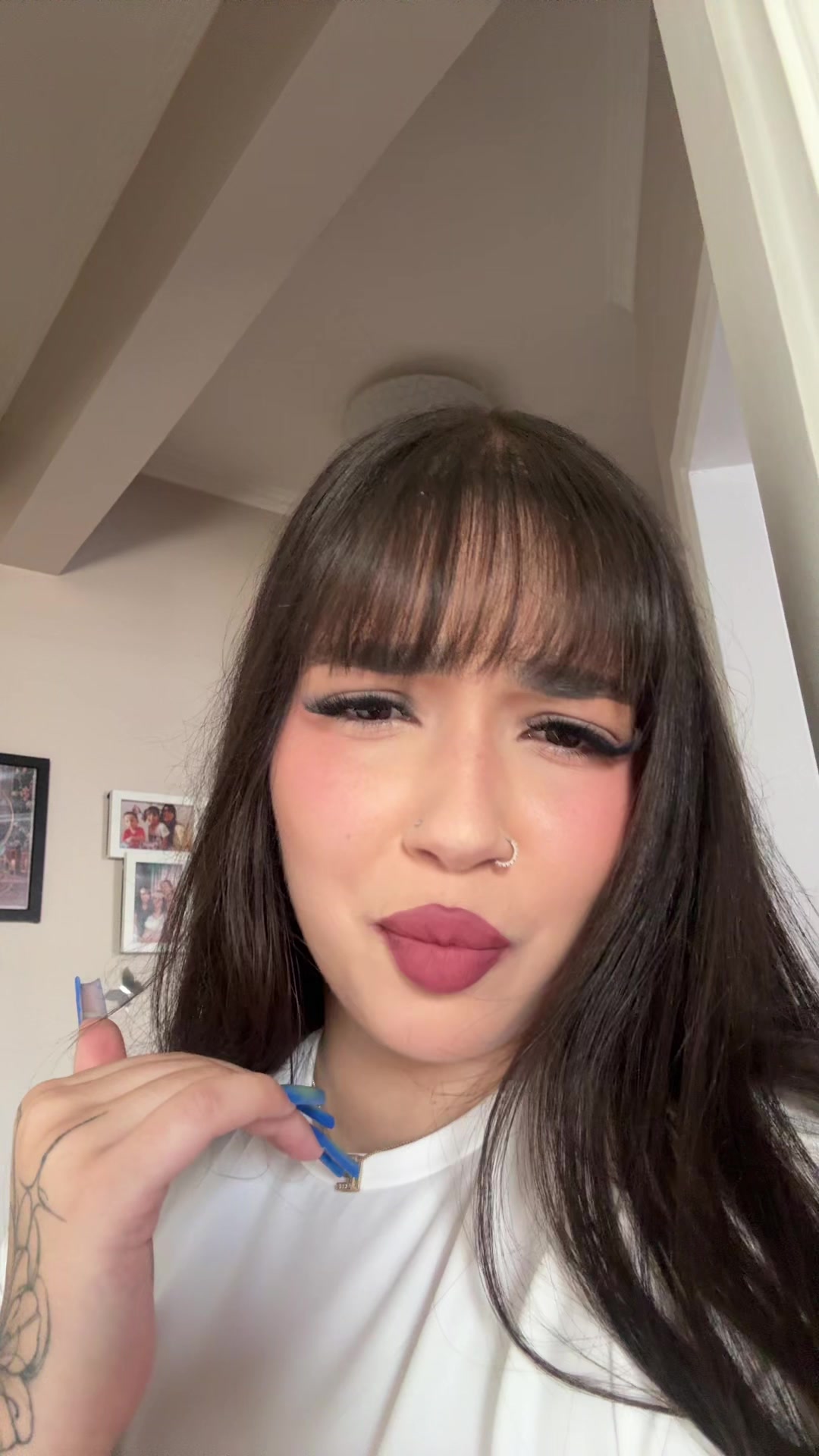 @Ellaa