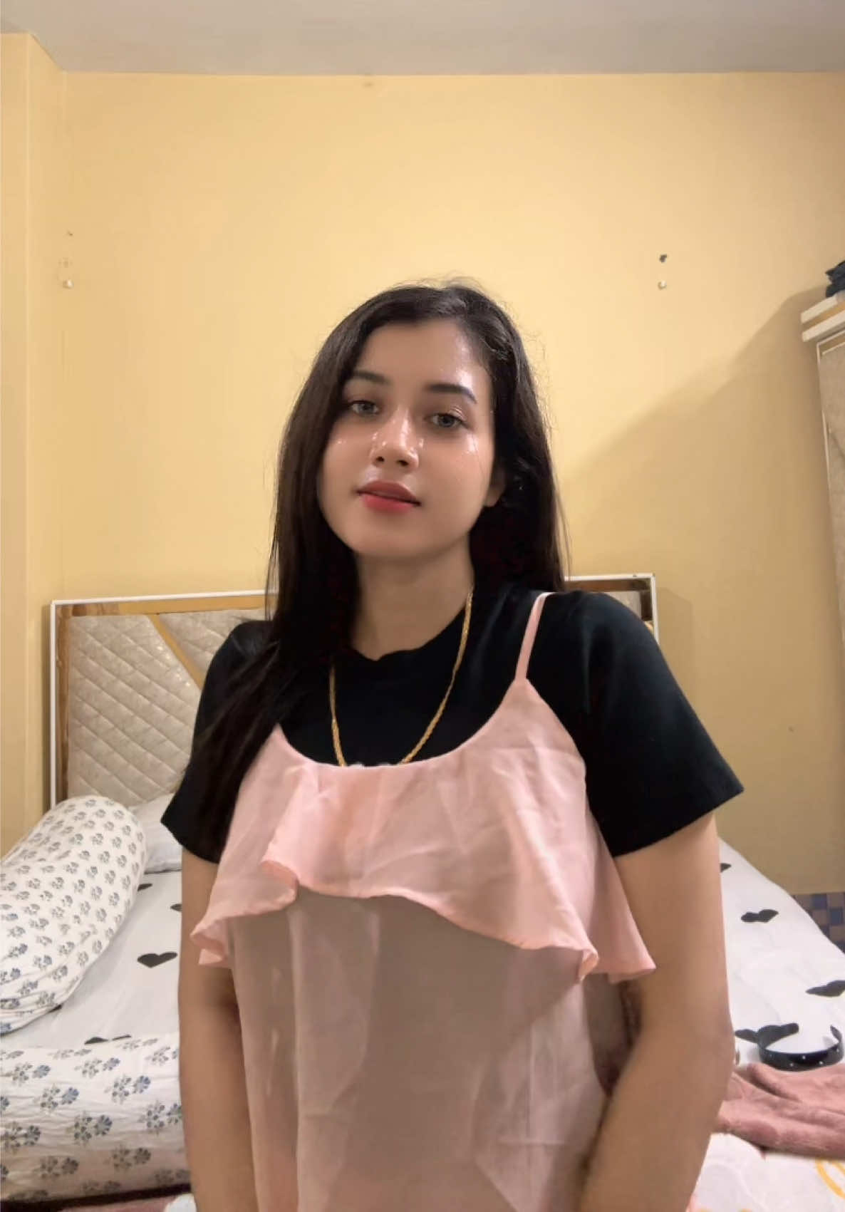 @RivaMoni