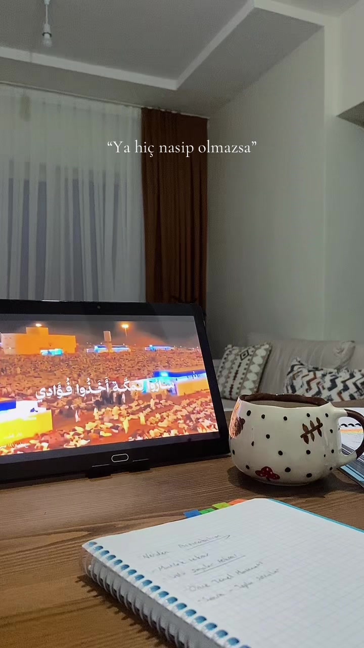 @_nur_