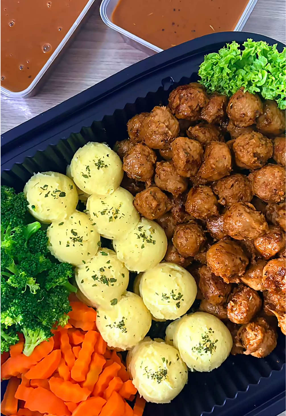 @tikaskitchen