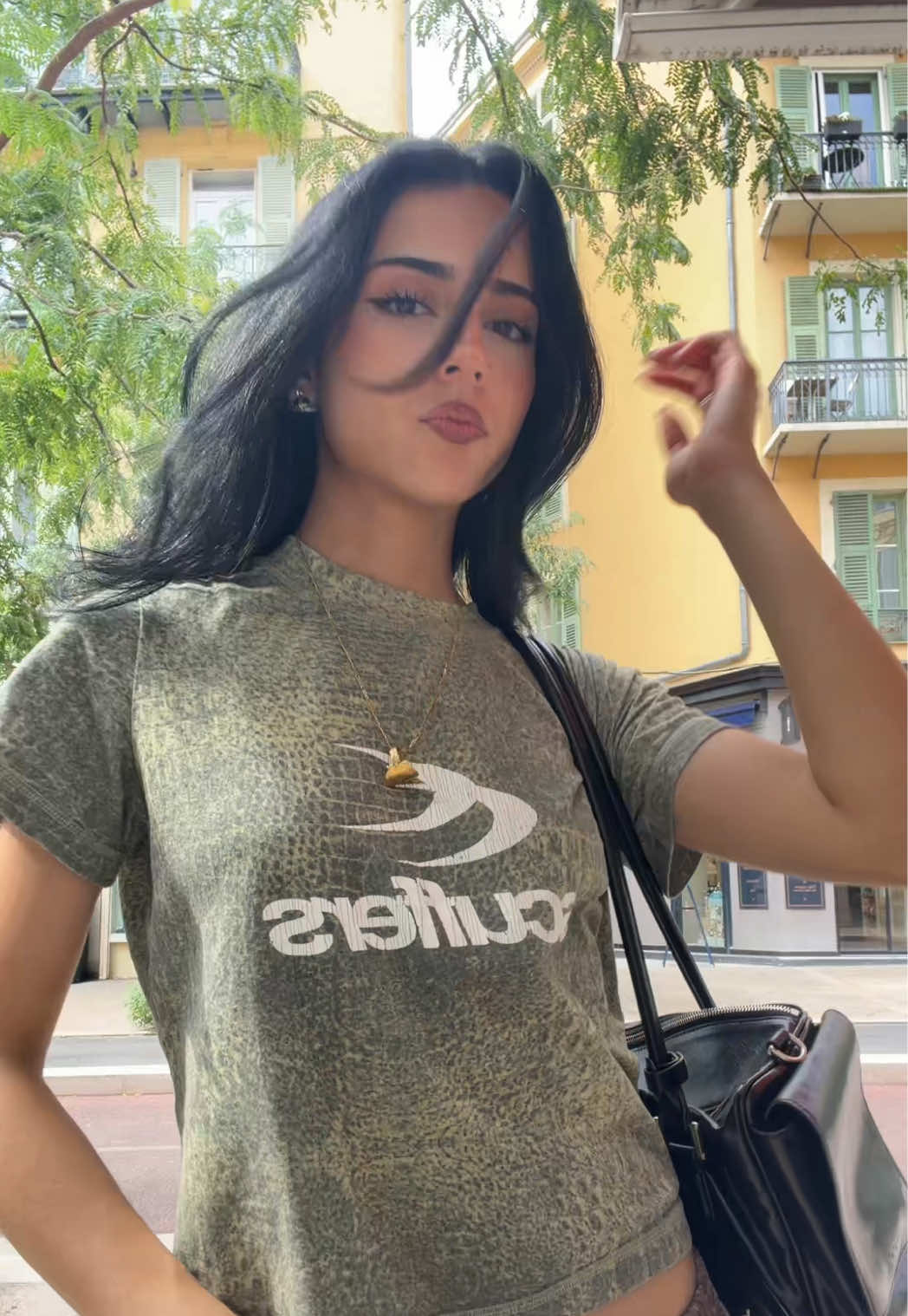 @𝙇𝙊𝙐𝙉𝘼