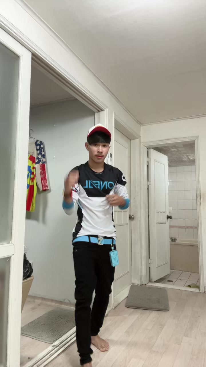 @ហ៊ា-លីន💥