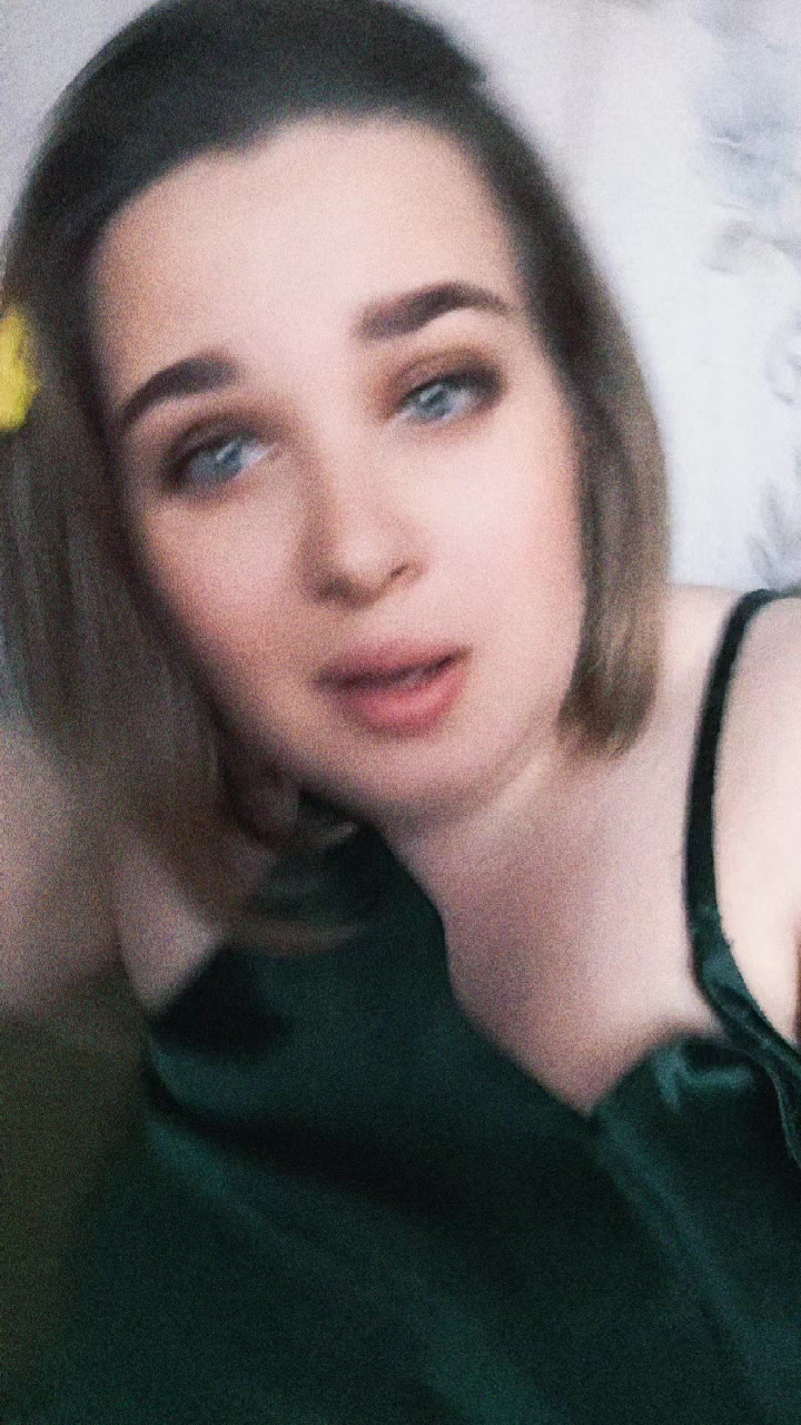 @Дашунька🥰