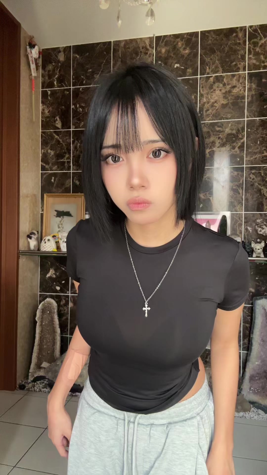 @ななみ