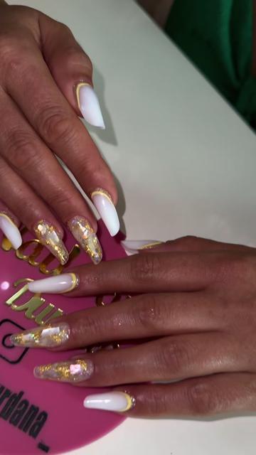 @nails_by_durdana