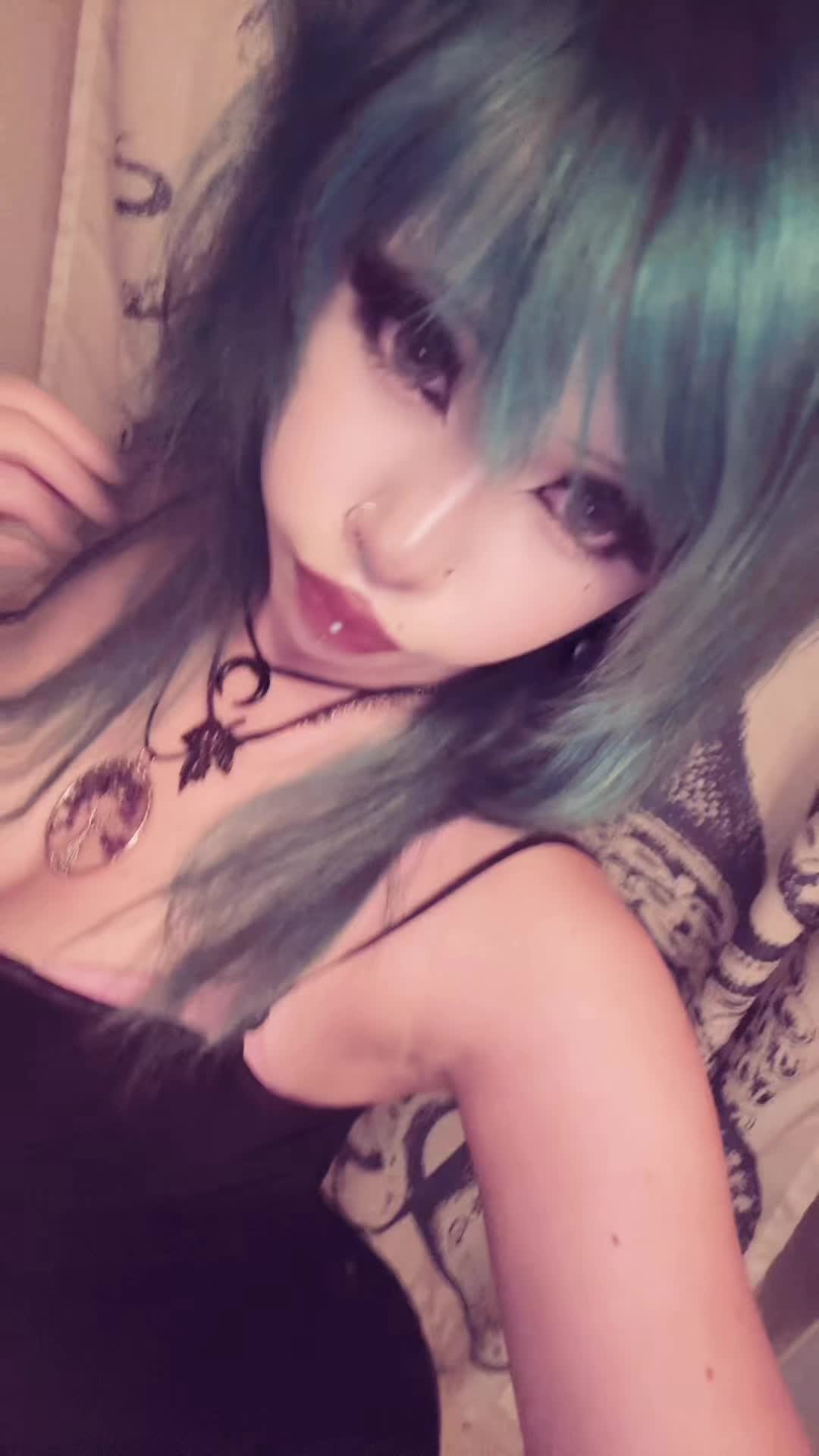 @Джули