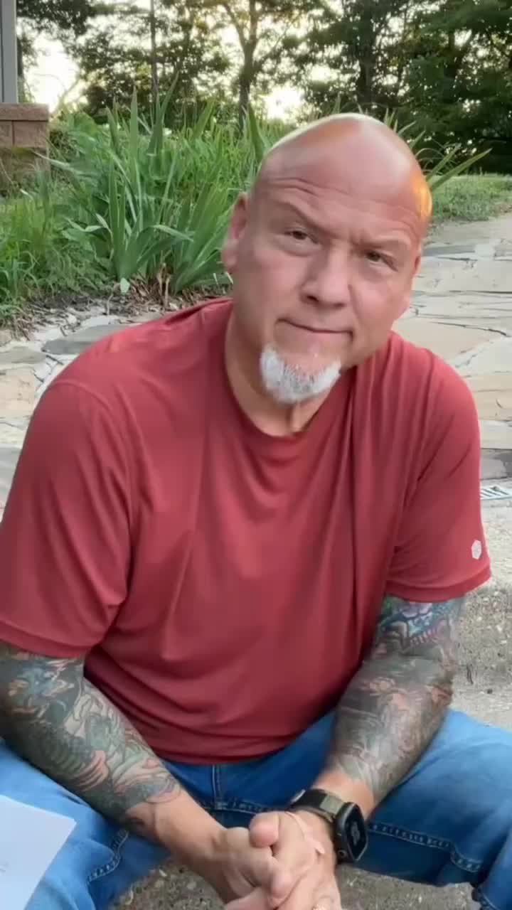 @stcharlesfunnybone