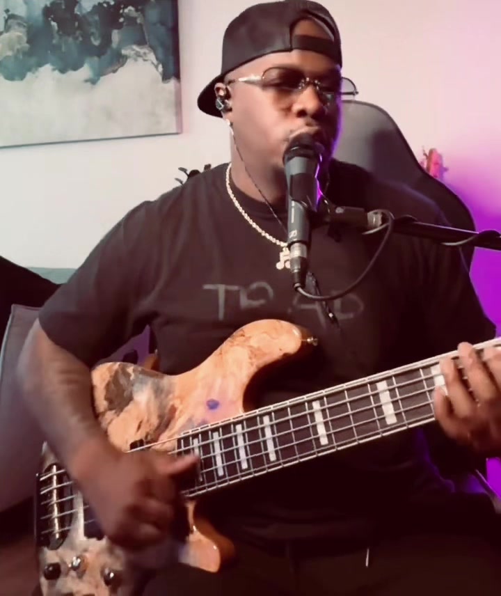 @SlickPlayBass
