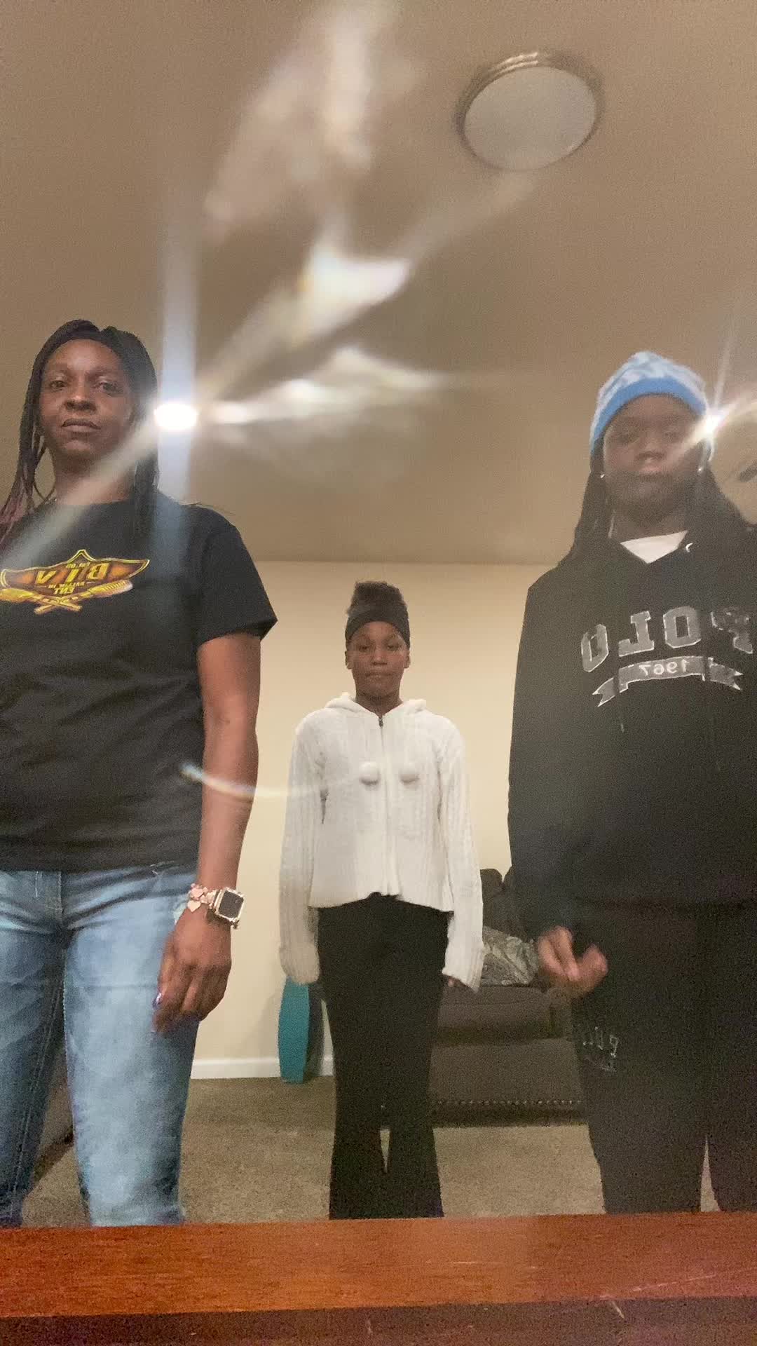 @Queencherelle85