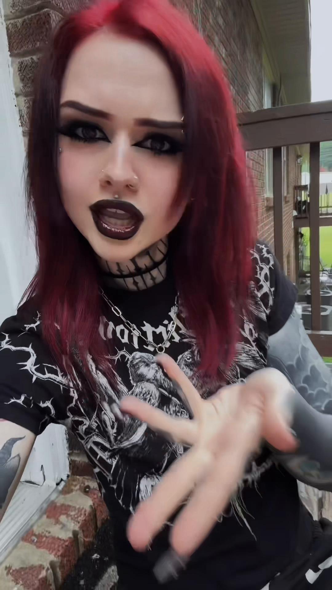 @˚ ♱ 𝔰𝔢𝔯𝔞𝔰 ♱˚