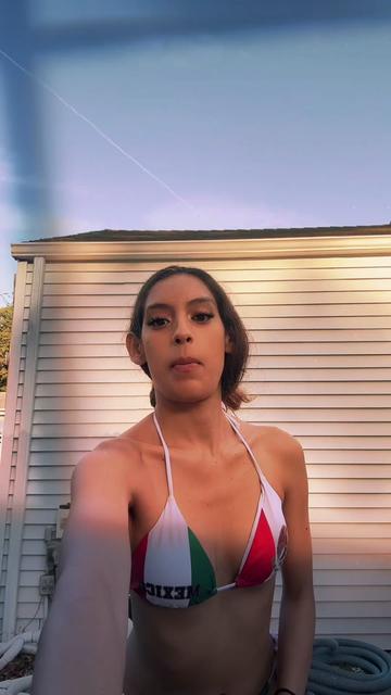 @Imbaddiekae