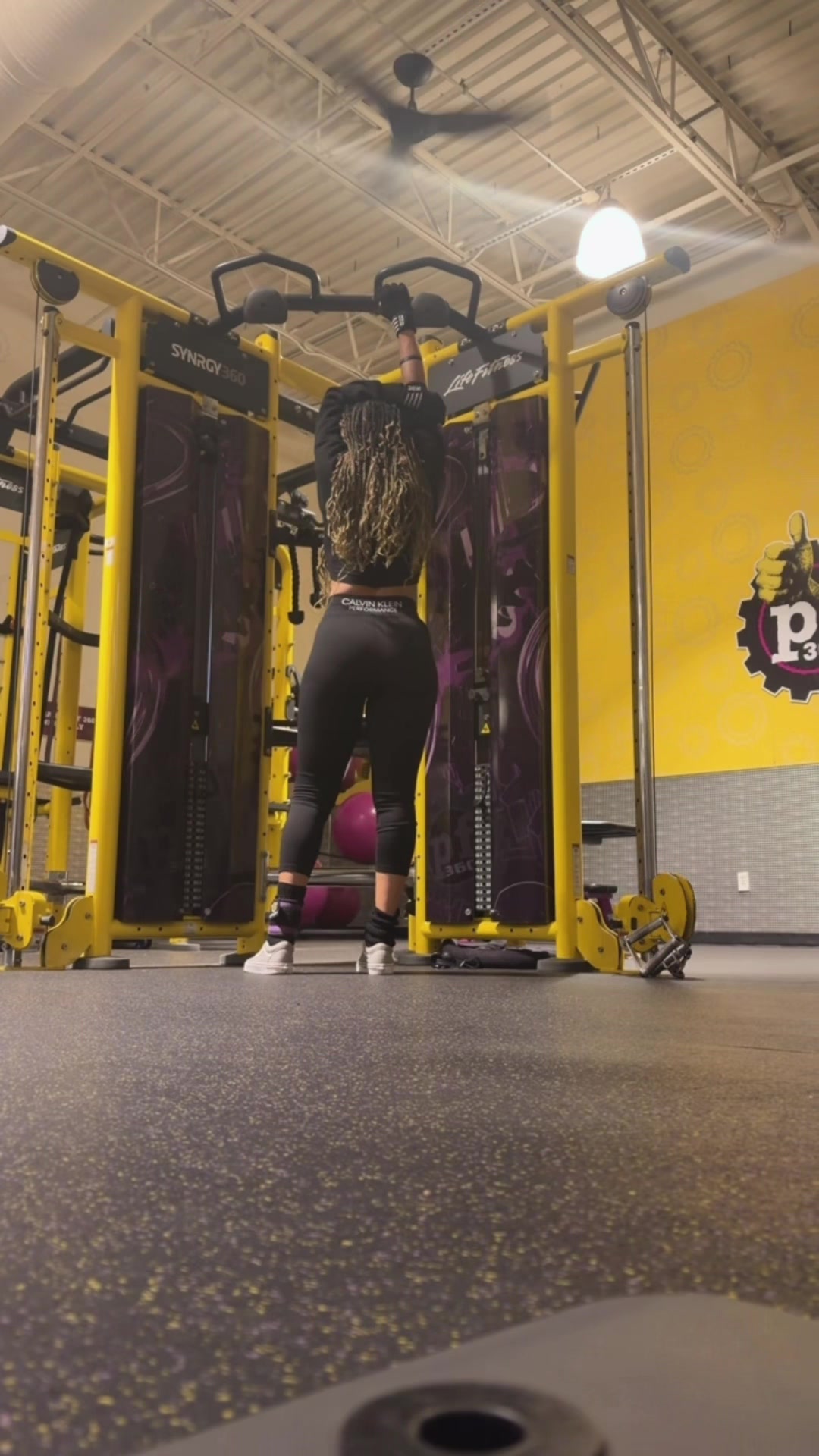 @Lightskinglamgeek