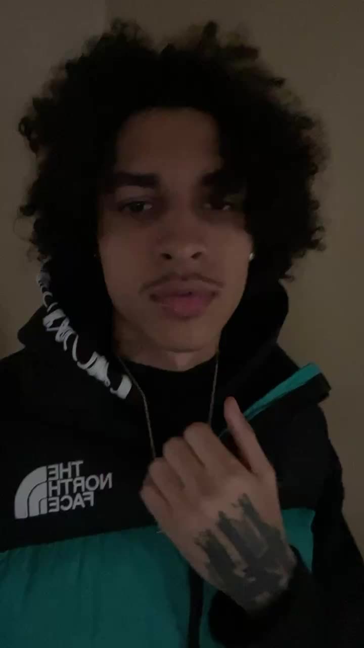 @Ilovelightskinswithbfs