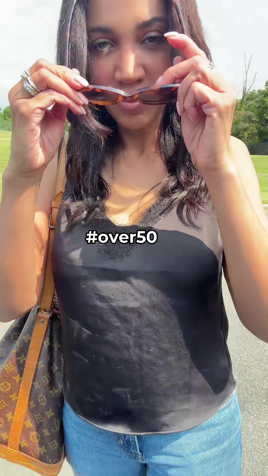 @Ella | 50+ Travel & Lifestyle