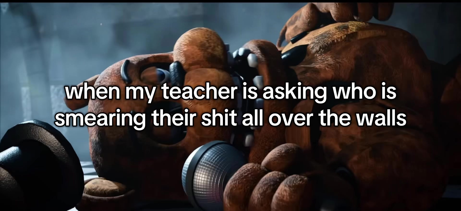 @⃟